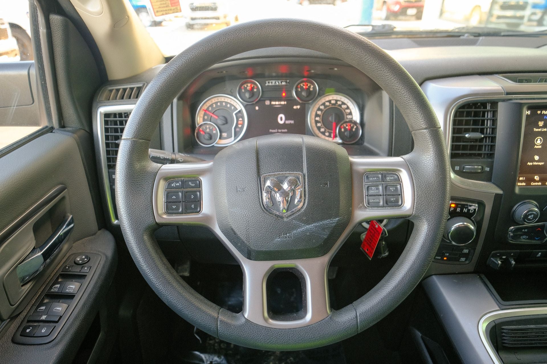 2023 RAM 1500 Classic SLT Crew Cab 4x4 5'7' Box