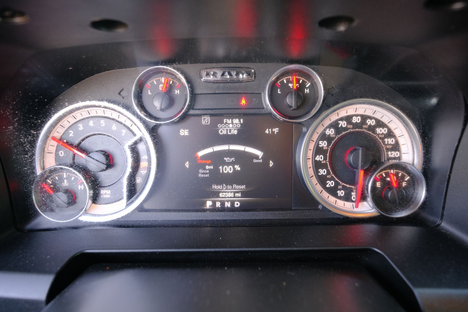 2023 RAM 1500 Classic SLT Crew Cab 4x4 5'7' Box