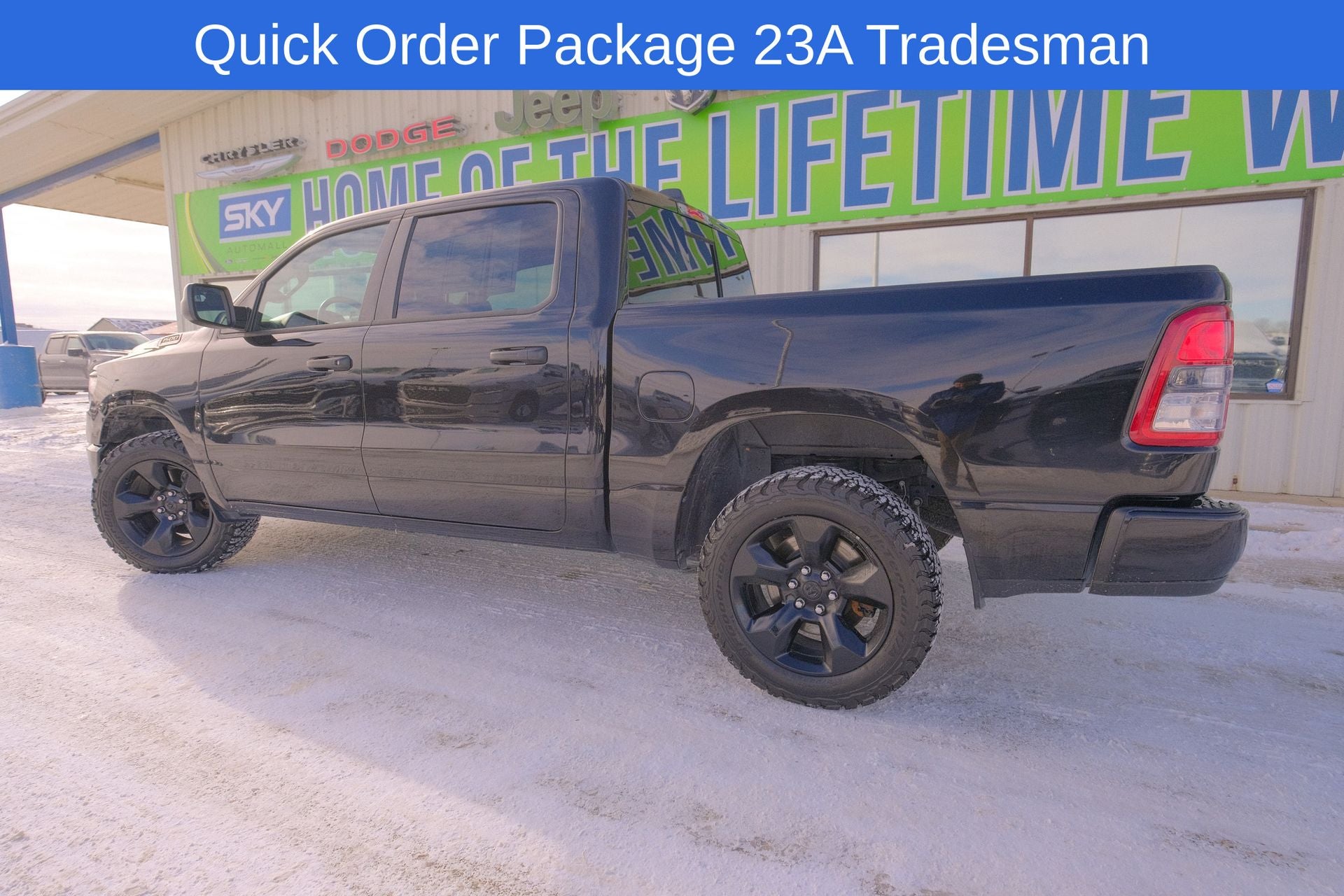 2024 RAM 1500 Tradesman Crew Cab 4x4 5'7' Box
