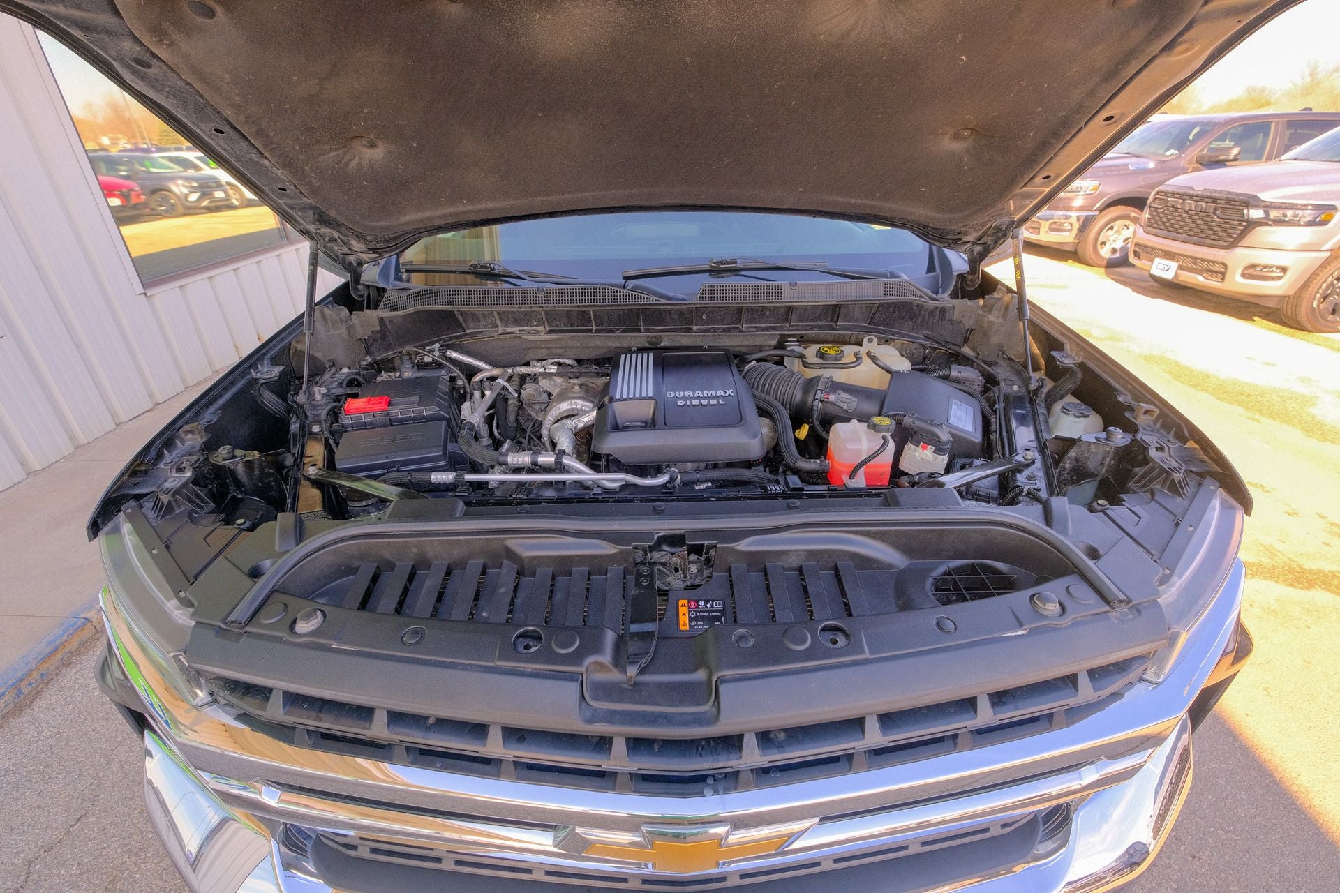 2021 Chevrolet Silverado 1500 2WD Crew Cab Short Bed LT