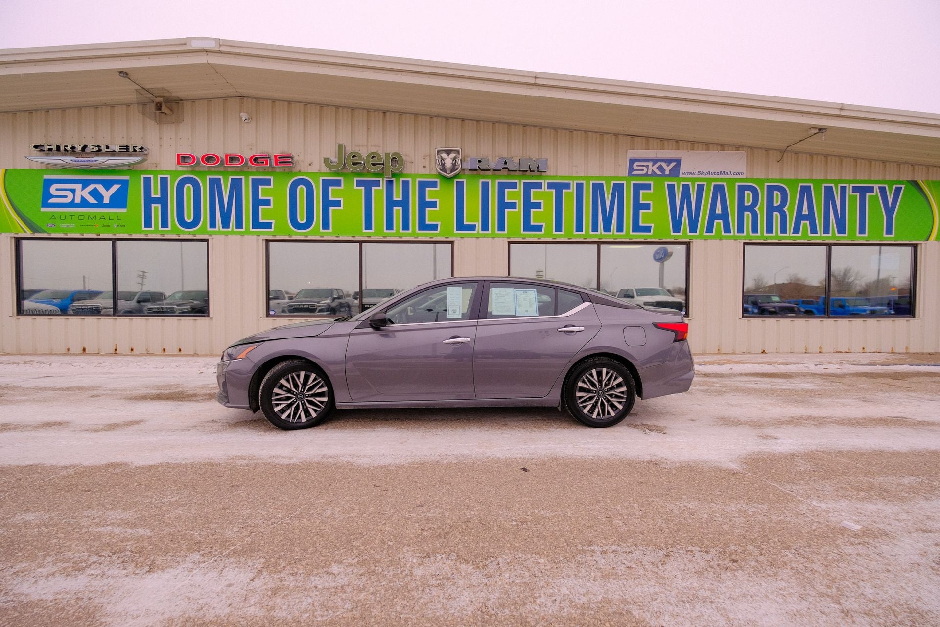 2024 Nissan Altima SV FWD