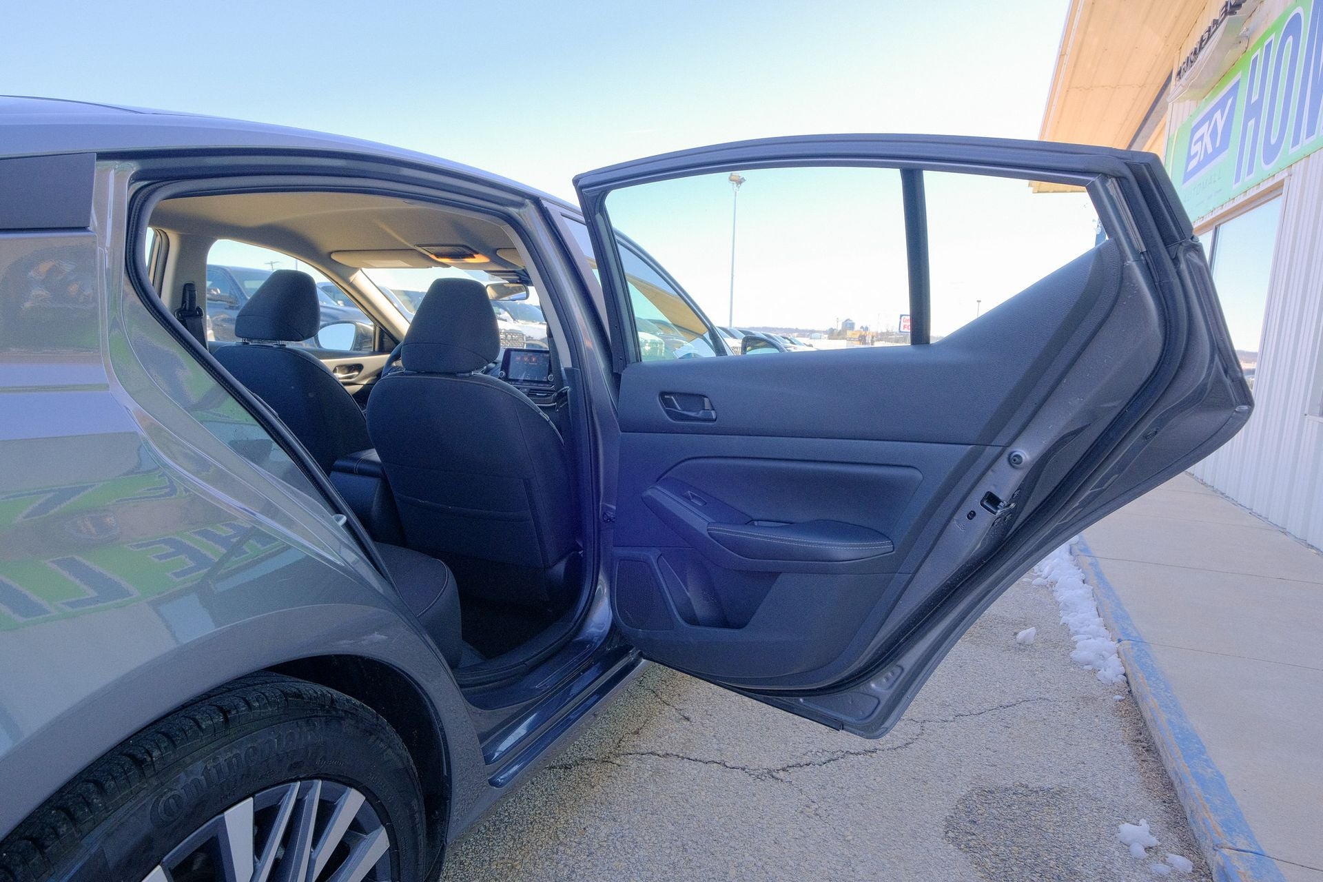 2025 Nissan Altima SV FWD