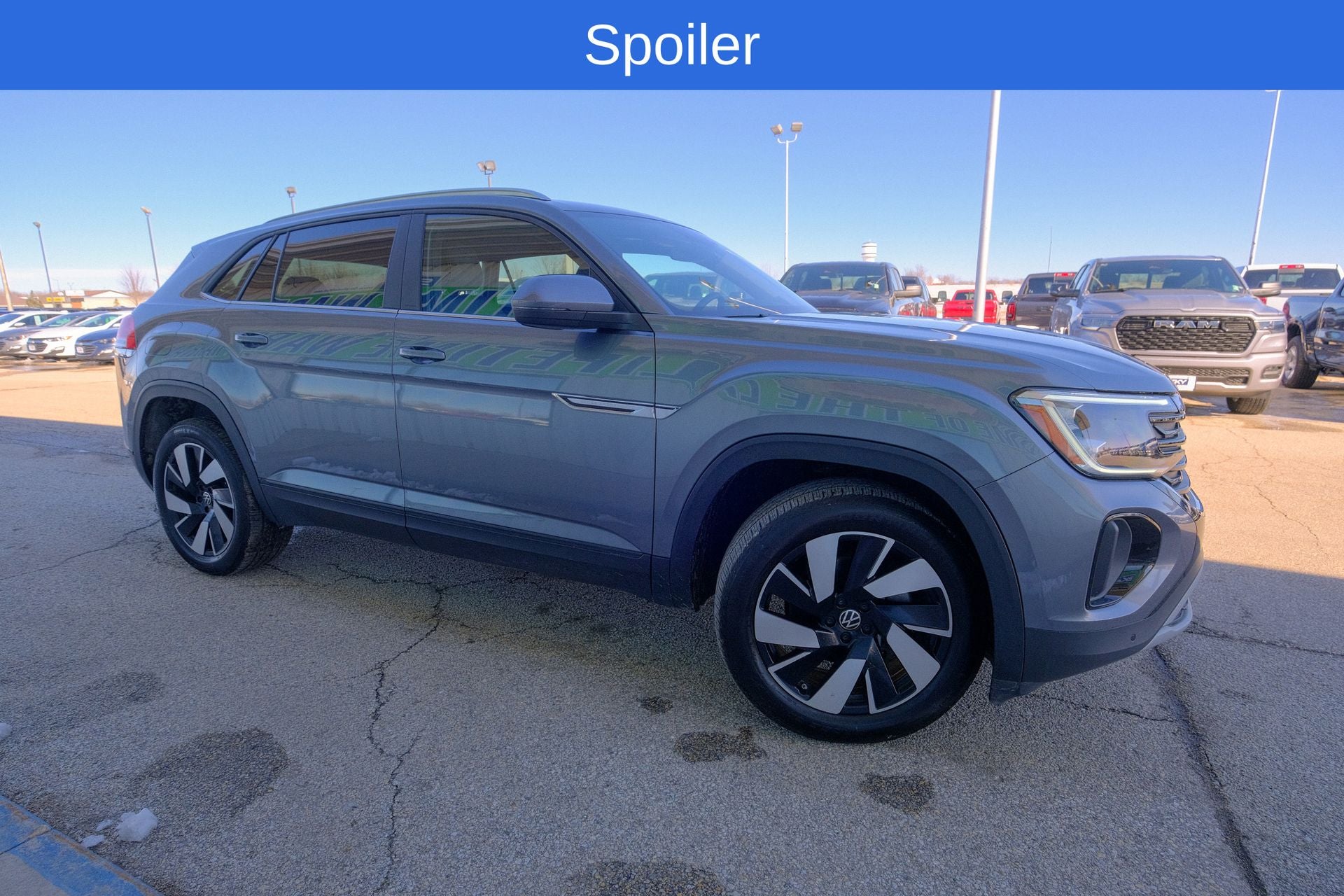 2025 Volkswagen Atlas Cross Sport 2.0T SE w/Technology