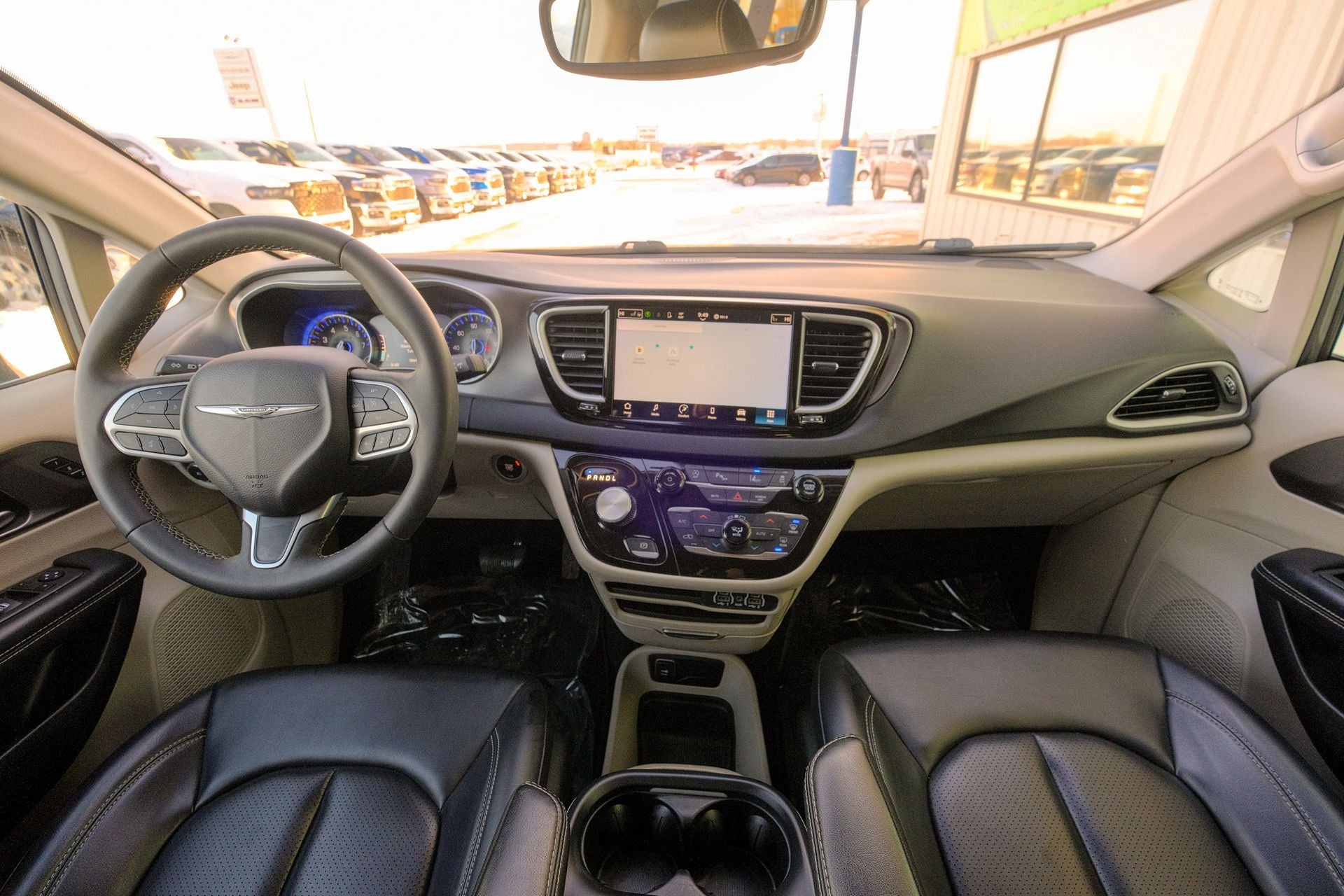 2023 Chrysler Pacifica Touring L