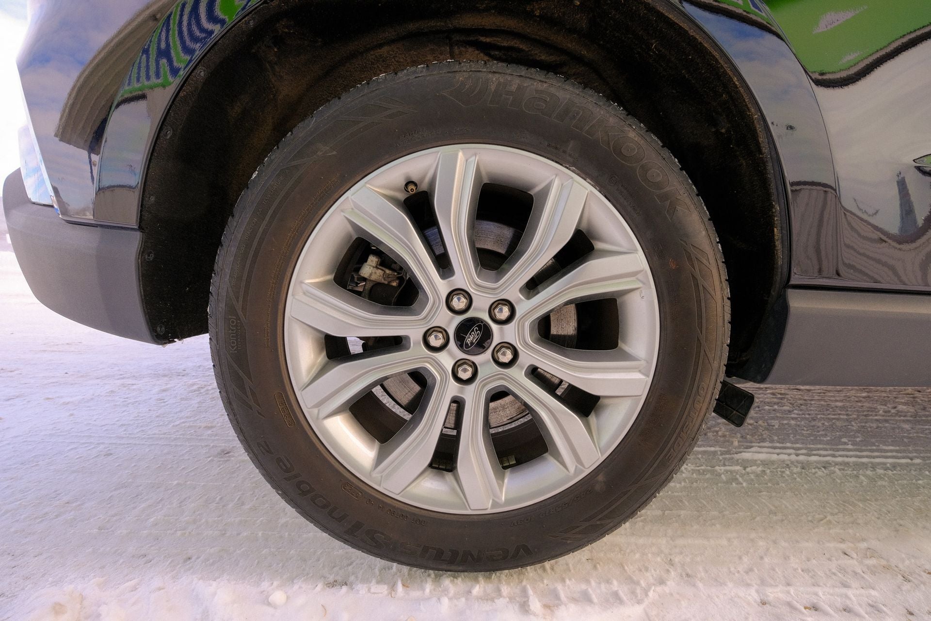 2024 Ford Edge Titanium