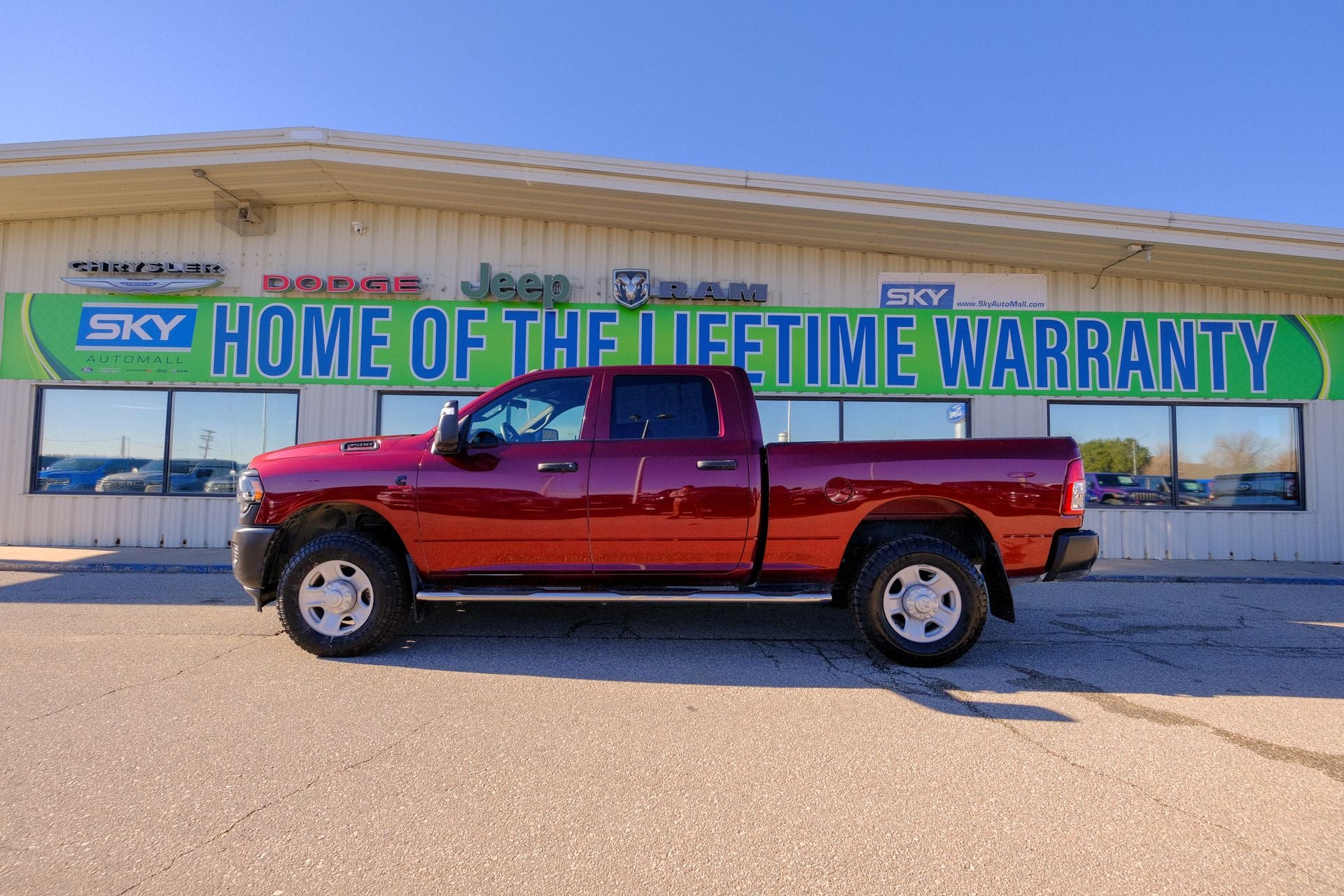 2024 RAM 3500 Tradesman Crew Cab 4x4 6'4' Box