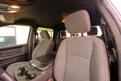 2024 RAM 3500 Tradesman Crew Cab 4x4 6'4' Box