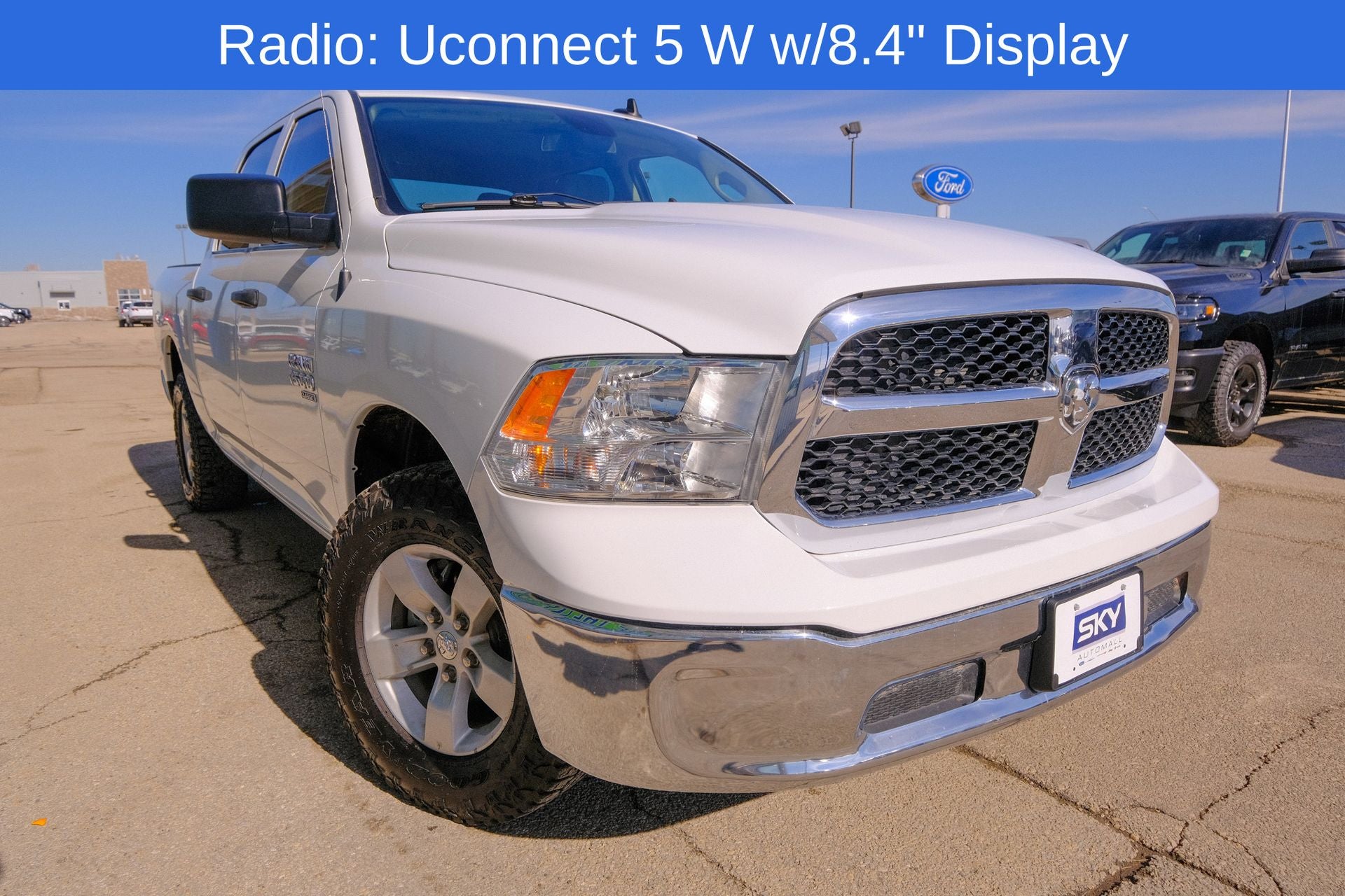 2023 RAM 1500 Classic SLT Crew Cab 4x4 5'7' Box