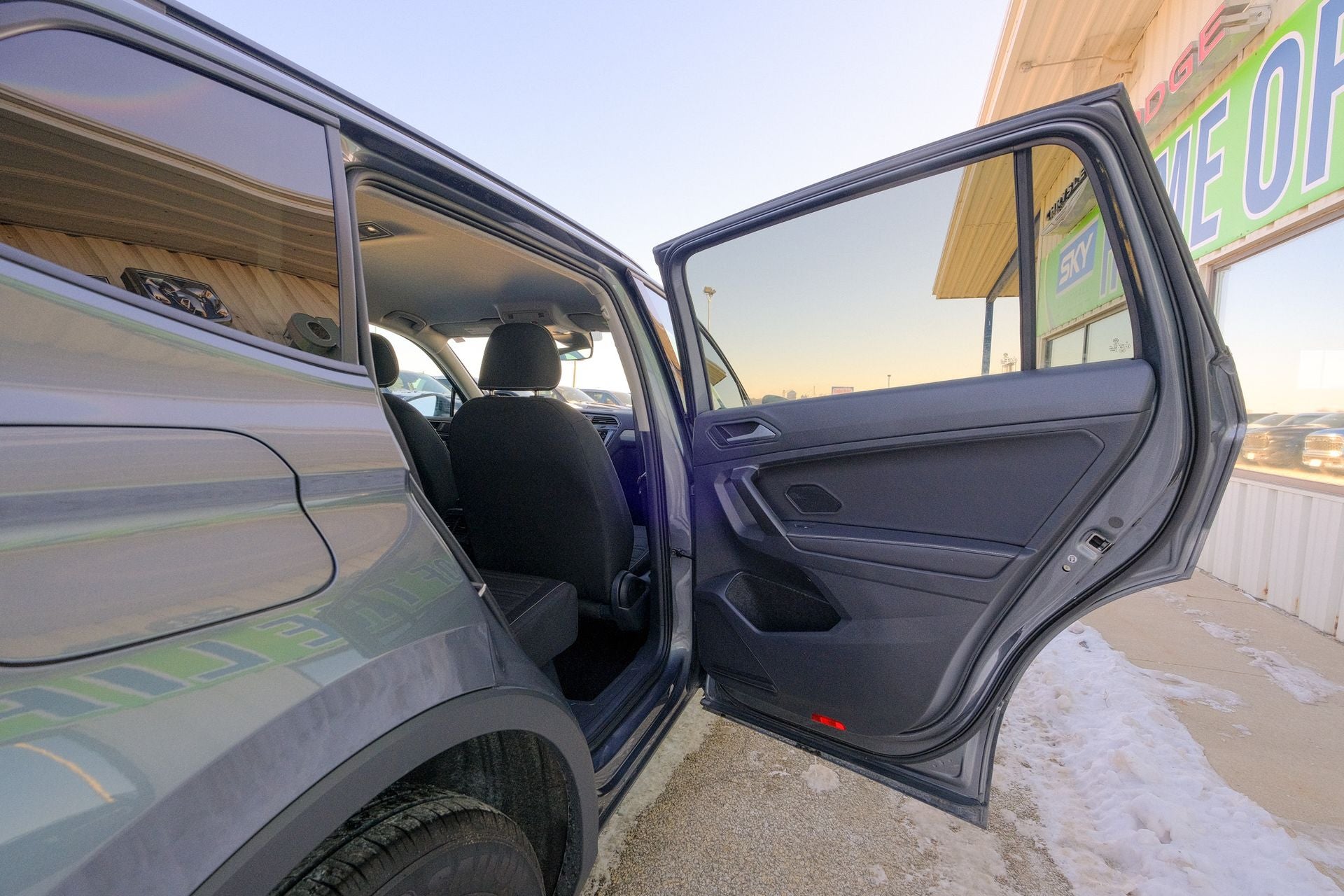 2024 Volkswagen Tiguan 2.0T S