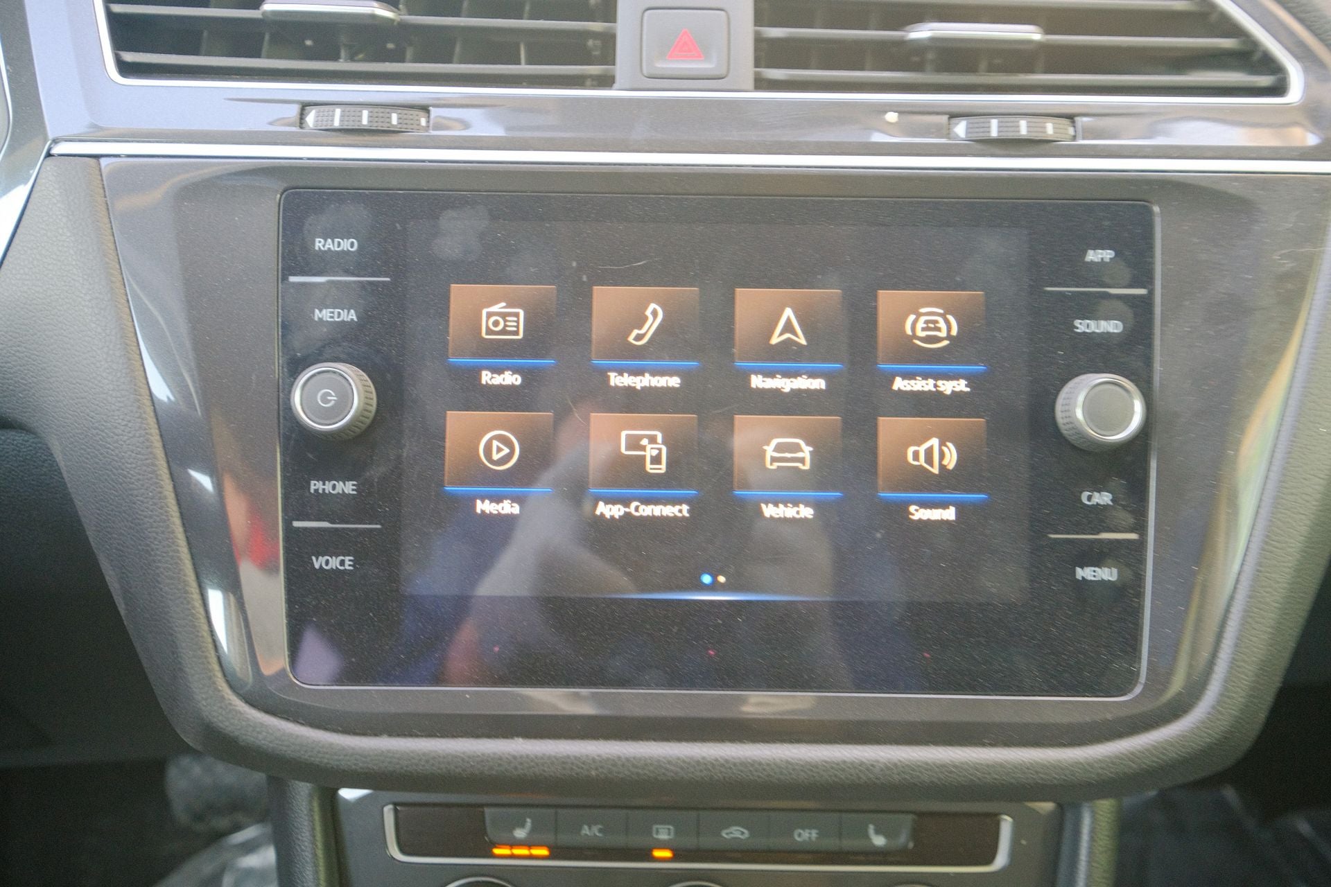 2024 Volkswagen Tiguan 2.0T S