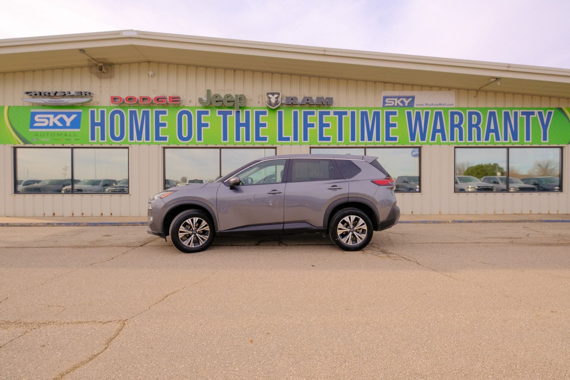 2023 Nissan Rogue SV FWD