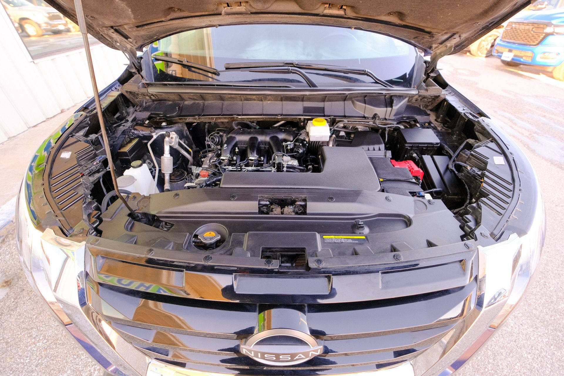 2025 Nissan Pathfinder SV 4WD