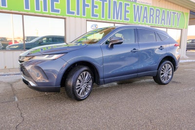 2023 Toyota Venza XLE