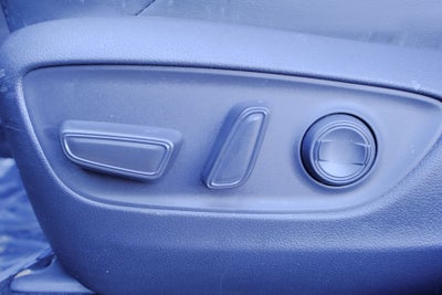 2023 Toyota Venza XLE