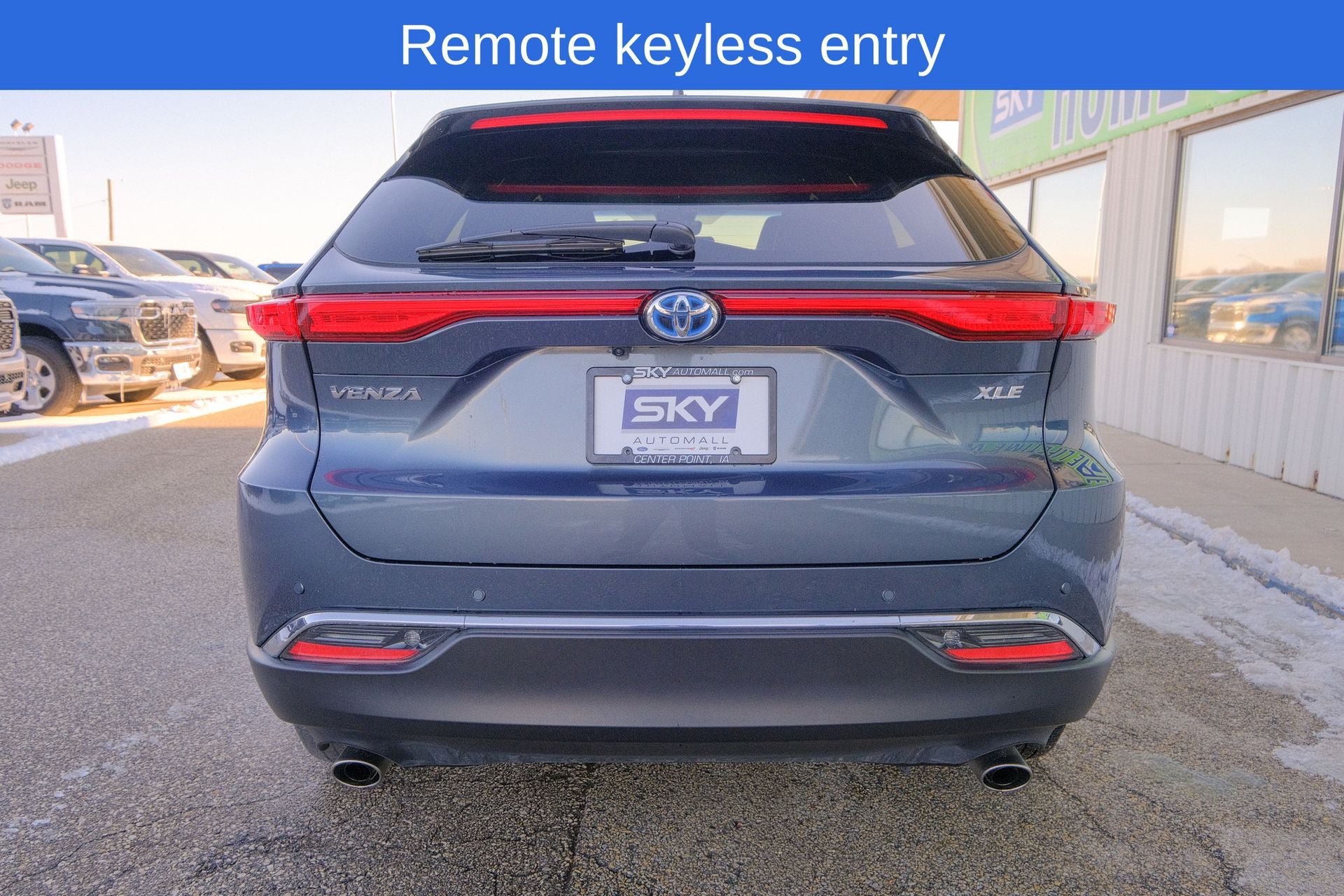 2023 Toyota Venza XLE