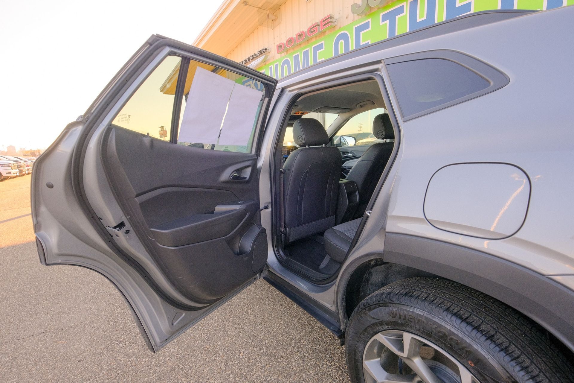 2025 Chevrolet Trax FWD LT