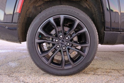 2023 Jeep Grand Wagoneer L Series III