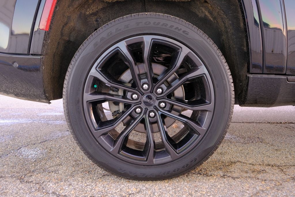 2023 Jeep Grand Wagoneer L Series III