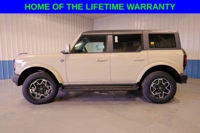 2025 Ford Bronco Outer Banks