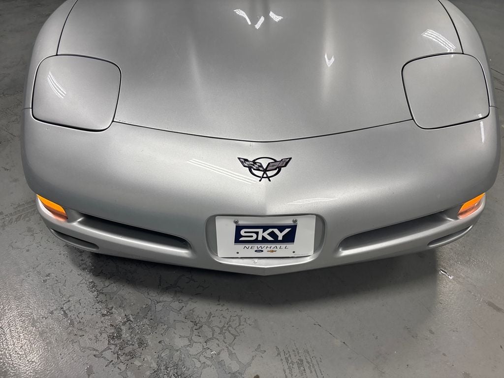 2001 Chevrolet Corvette Base