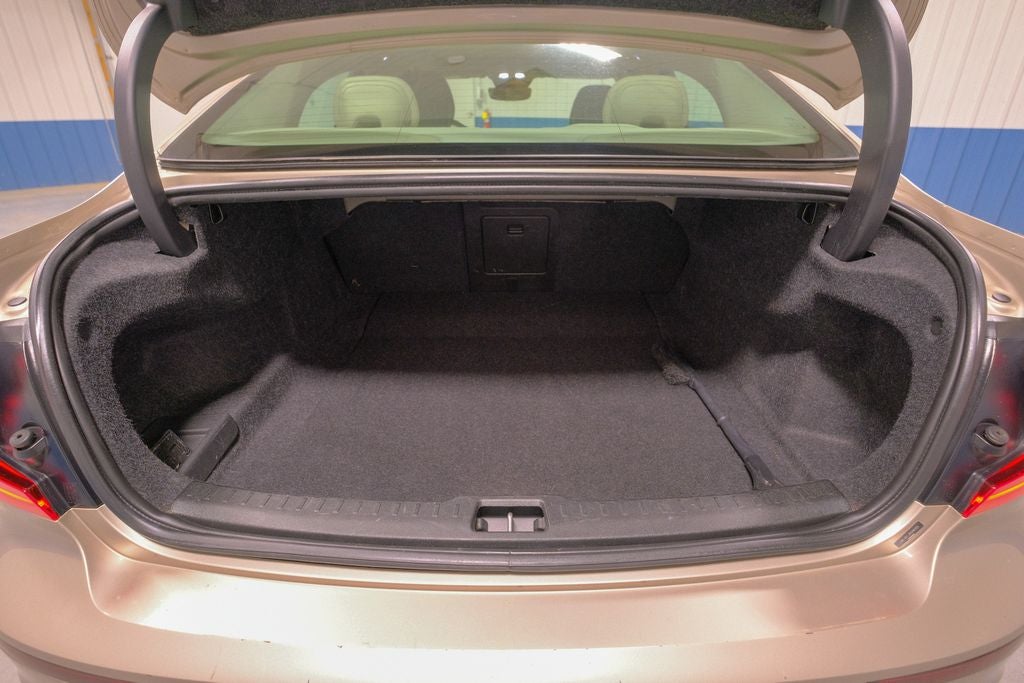 2024 Volvo S60 B5 Plus Dark Theme